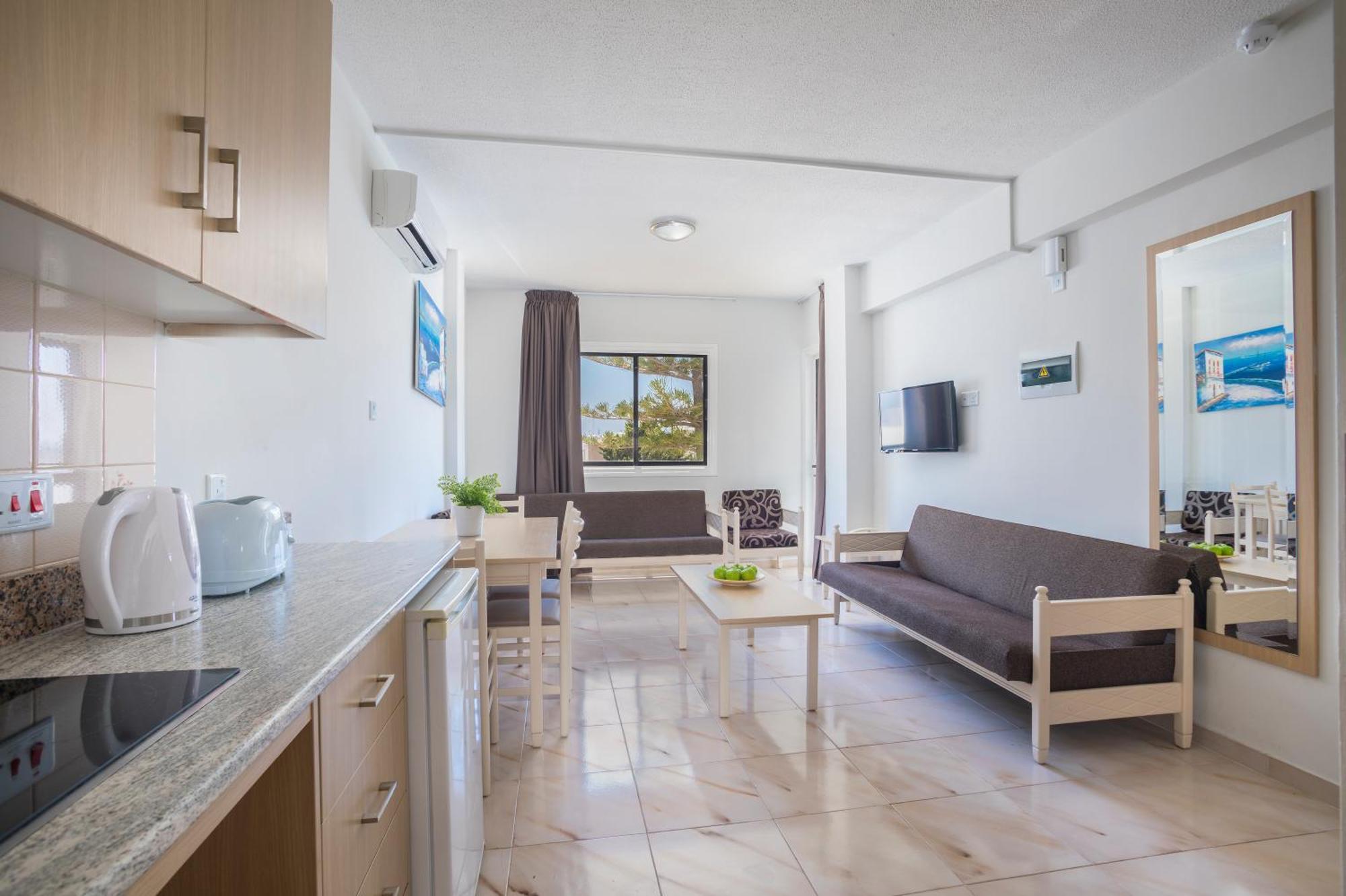 Christabelle Hotel Apartments Ayia Napa Exterior photo